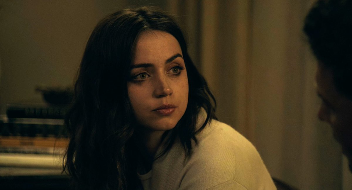 popsvibe's tweet photo. Ana De Armas https://t.co/V6P9SsXVv1