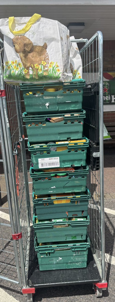 frarnie's tweet photo. Recent food donated by @TescoLeyton to @FeedStreetz food bank who support families in East London experiencing food poverty .🙏🏿 https://t.co/OVNLvoyXFf