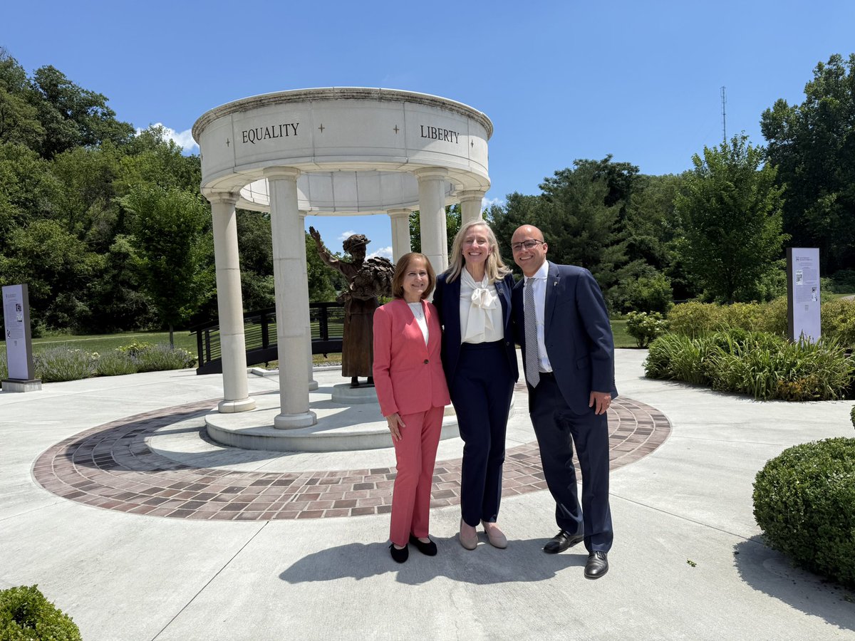 justindotnet's tweet photo. Our @NOVA_Parks team was honored to welcome @GovernorVA &amp; @ltgovhashmi to The River View at Occoquan Regional Park for a bill signing today.

Following the bill signing, our volunteer docents were able to guide the Governor through the Turning Point Suffragist Memorial. https://t.co/G5C6hGQQez