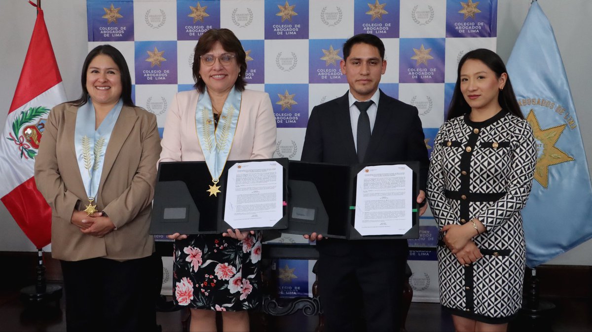 CALPERUOFICIAL's tweet photo. 🤝📚 El Ilustre Colegio de Abogados de Lima (CAL) y el Instituto Nacional de Capacitación para el Ascenso Profesional (INAPROF) suscribieron un Convenio Marco y un Convenio Específico de Cooperación Interinstitucional, reafirmando su compromiso con la formación jurídica https://t.co/u4qVNE6Gh5