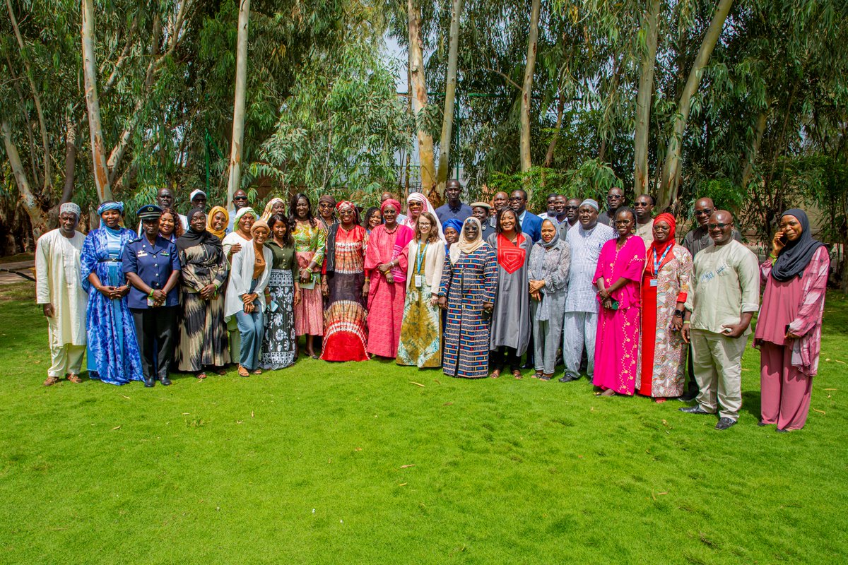 UNFPASenegal's tweet photo. 🇸🇳 #Saly : Ouverture par la @csdhofficiel de l'atelier sur les défis d'application de la loi relative aux MGF, sous la présidence de la ministre @MinFamilleSN Mme Marie Angélique Mame Selbé Diouf.
Unir les acteurs clés avec l’appui de @GPtoEndFGM pour éliminer les MGF d’ici 2030. https://t.co/bNwO7m3hDc