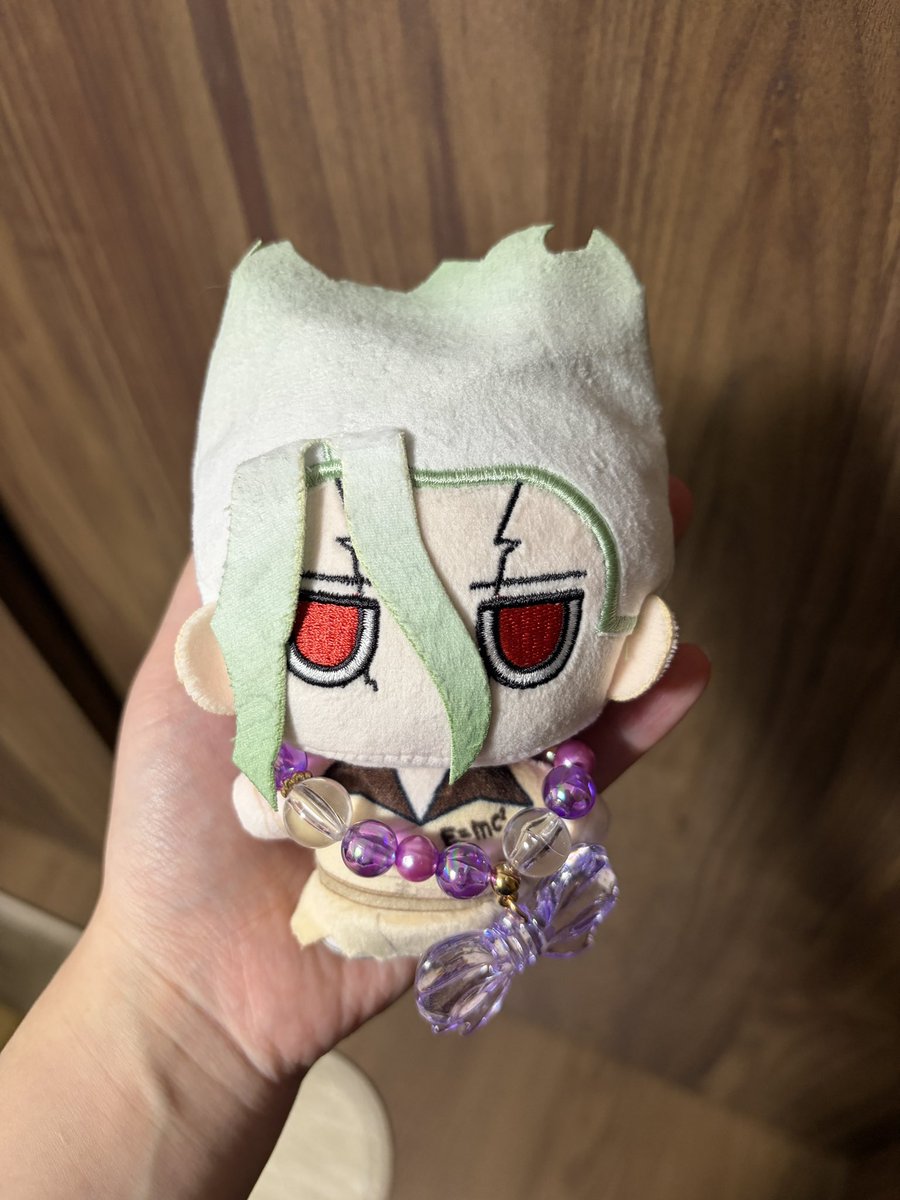 hanayuu1602's tweet photo. せんくうちゃんに自分の宝物貸してあげるてるのめっちゃかわいい。
#石神千空 https://t.co/LnHR8CQhuf