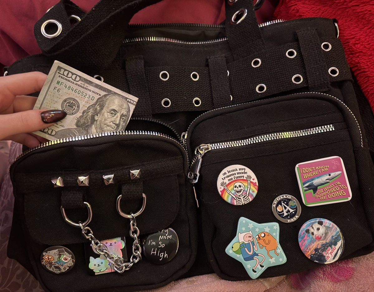 Findomtiny's tweet photo. wanted to redo the pins on this bag and found $100 i forgot abt 

i really do just be throwing money around https://t.co/ozdok7r6IX