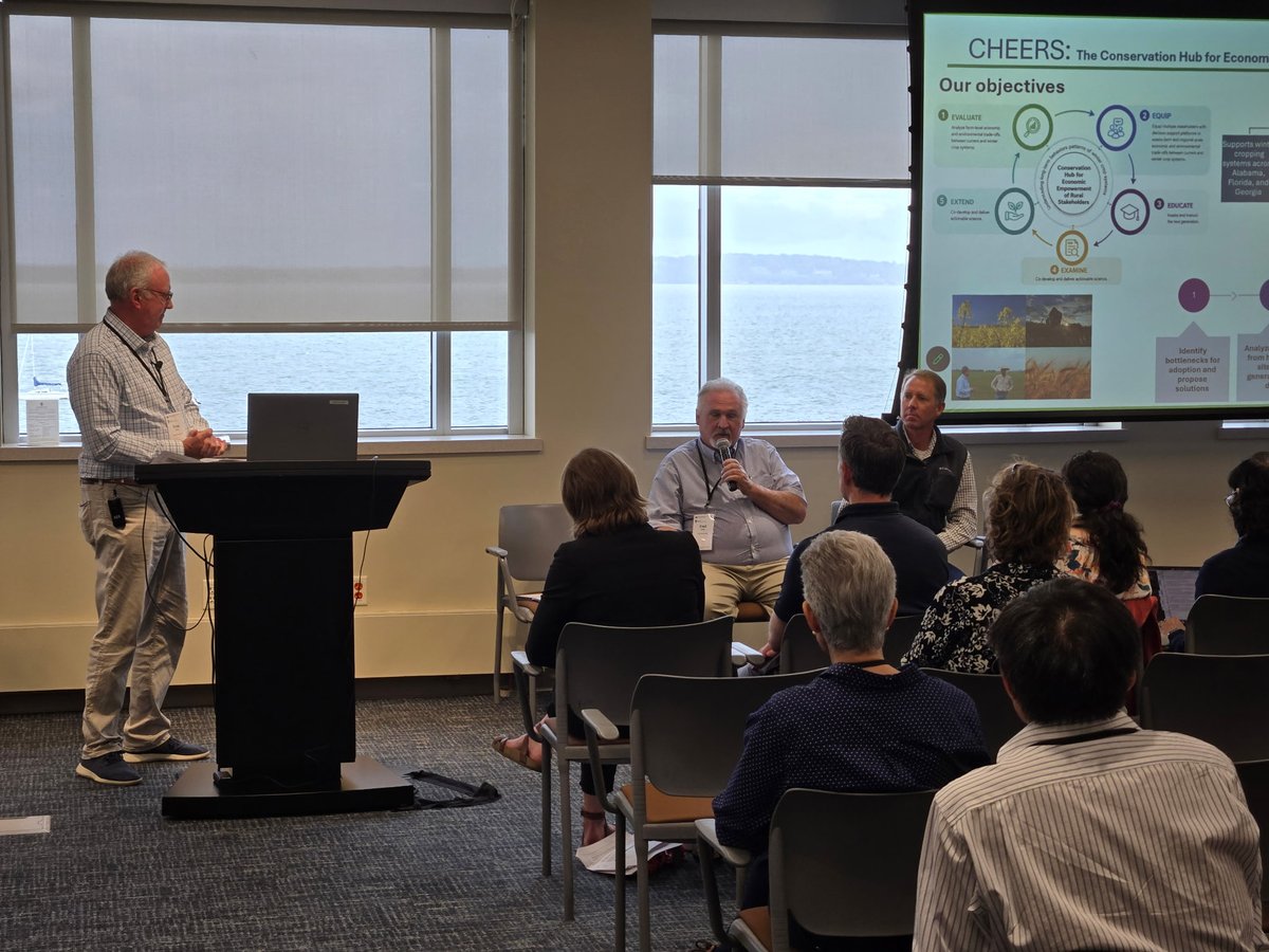 FTGUpProject's tweet photo. At the Strengthening Agricultural Systems (SAS) Project Directors’ Conference in Madison, Wisconsin, @FTGUpProject farmer Fred Yoder joined Beaver Yoder of Florida for a panel discussion on farmer-led research, moderated by Ernie Shea of @SfL_news_  #FarmerLed https://t.co/sq0gzbumiH