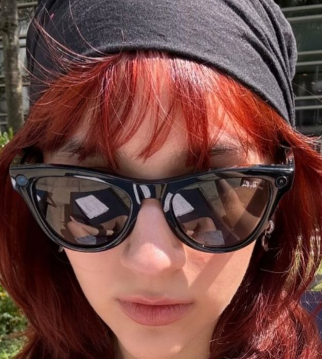 TheWarningNews's tweet photo. Ustedes son muy jóvenes para recordarlo, pero hubo un tiempo que creímos con la stories de Pau nos estaba dando una "pista" de que estaba escribiendo nueva música

Para después confirmar con su Pinterest que solo era una toalla. https://t.co/KG2EfeMeb9