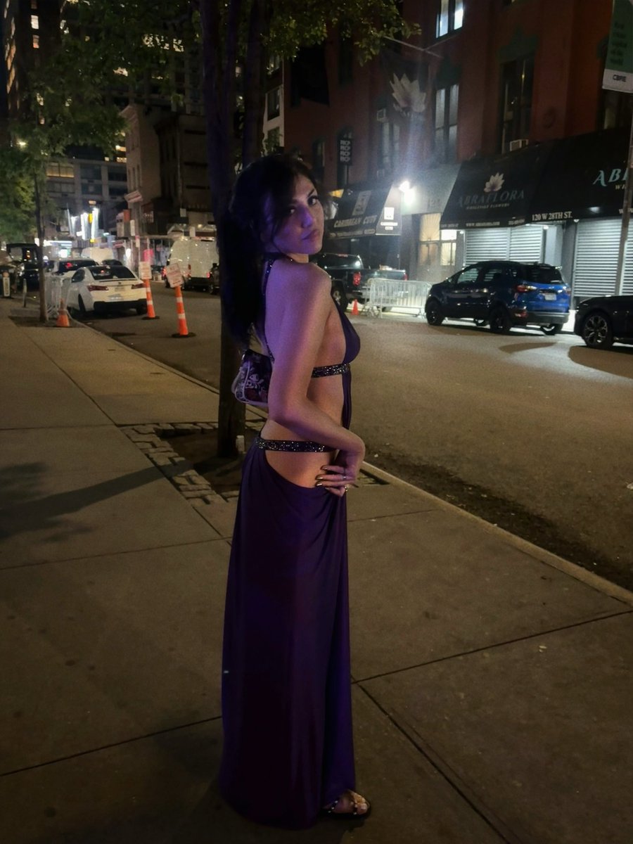 melanie tweet media