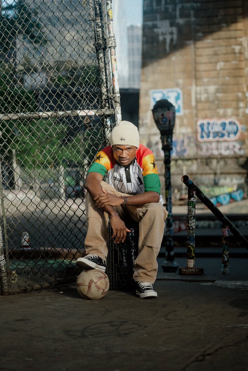 nanatuffour337's tweet photo. As Ghana begins its World Cup campaign, we honor that spirit and the legacy of Kwame Nkrumah through the Republic Series.🇬🇭

Inspired by home. Worn everywhere.

Available now.

https://t.co/rpuNO3K2NI https://t.co/KBfLWgz2cv
