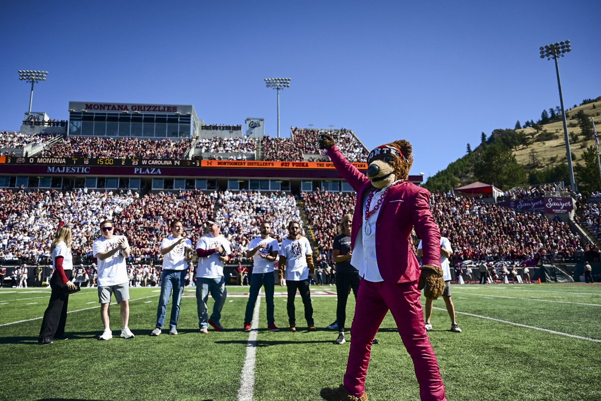 UMGRIZZLIES's tweet photo. Happy National Mascot Day to the one... the only... the Hall of Famer... 𝐌𝐎𝐍𝐓𝐄! https://t.co/A7KvxX8xD1