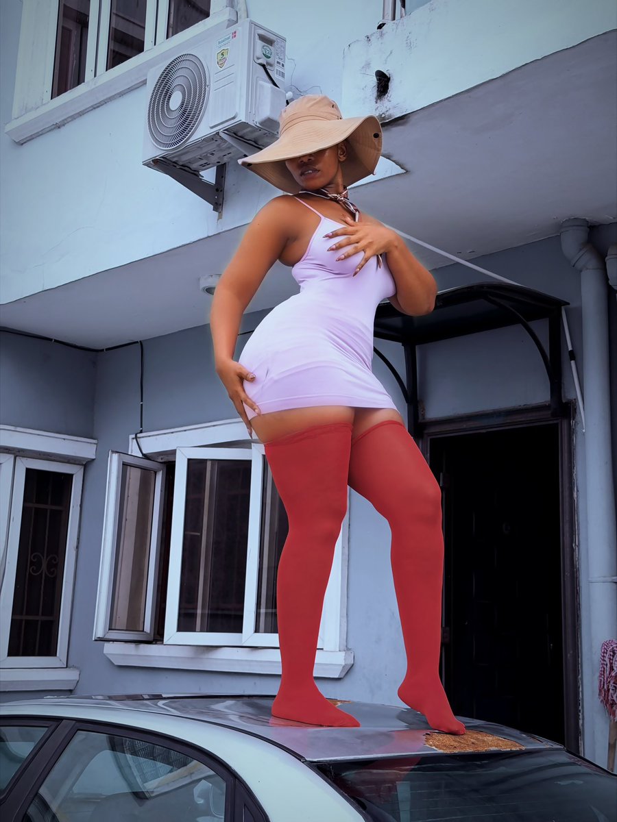 debbiegoddez's tweet photo. Let me re-introduce myself…. My name is Deborah I’m well known as debbiegoddez and I’m about to drop hottest🥶 banger to this sound tomorrow (ENERGY) by @tiwasavage …. On notification 📣 don’t miss out 

#foryou #fypシ #trend #energybytiwasavage https://t.co/xCz54YVhjH