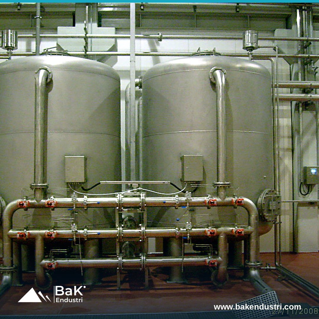 bakendustri's tweet photo. İçecek Fabrikası — Demineralize Su

Dünyanın önde gelen bir meşrubat markası için gıda standardında demineralize su tesisi: 2×95 m³/saat — UF + Aktif Karbon + RO/NF + UV, 316L paslanmaz, entegre CIP. 💧 #prosessuyu #demineralizasyon #BaKEndüstri https://t.co/bX0V0i8Qjh