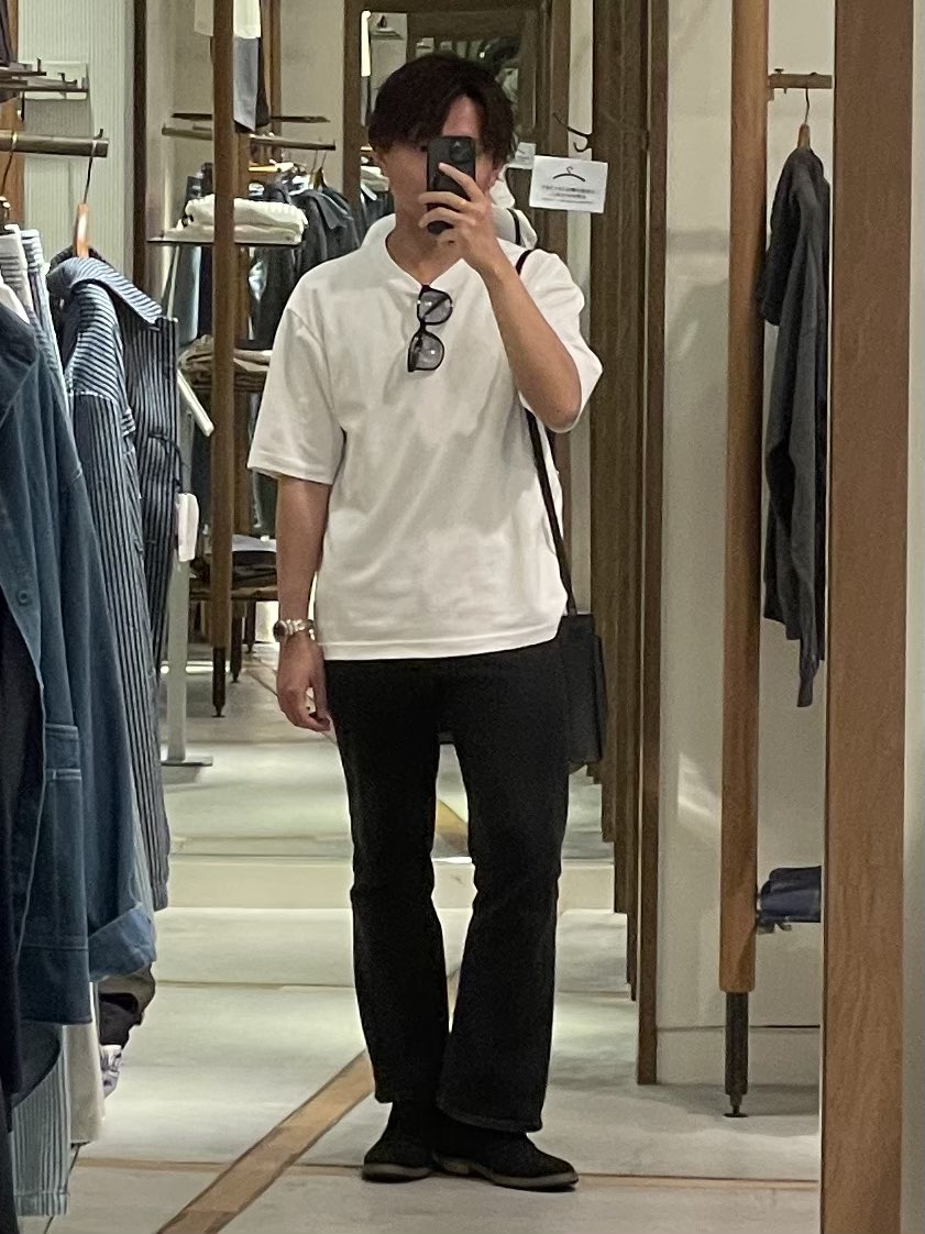 maro5632's tweet photo. フォロワー急に増えすぎて焦る笑

静岡中部でリアルできる人ー？🙌
友達ほしー
僕自身リバなのでどちらでもー！

 #ゲイ  #静岡
 #いいねでDMいくかも https://t.co/mvpRGS3APX