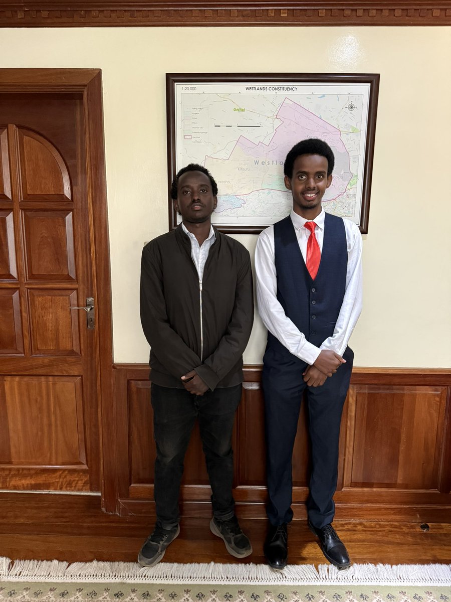 NelsonHavi's tweet photo. With Zakaria Abdi and Zakaria Abdirizak both law students at the University of Nairobi, Parklands Campus who visited me today. https://t.co/fFaWHNGMDA