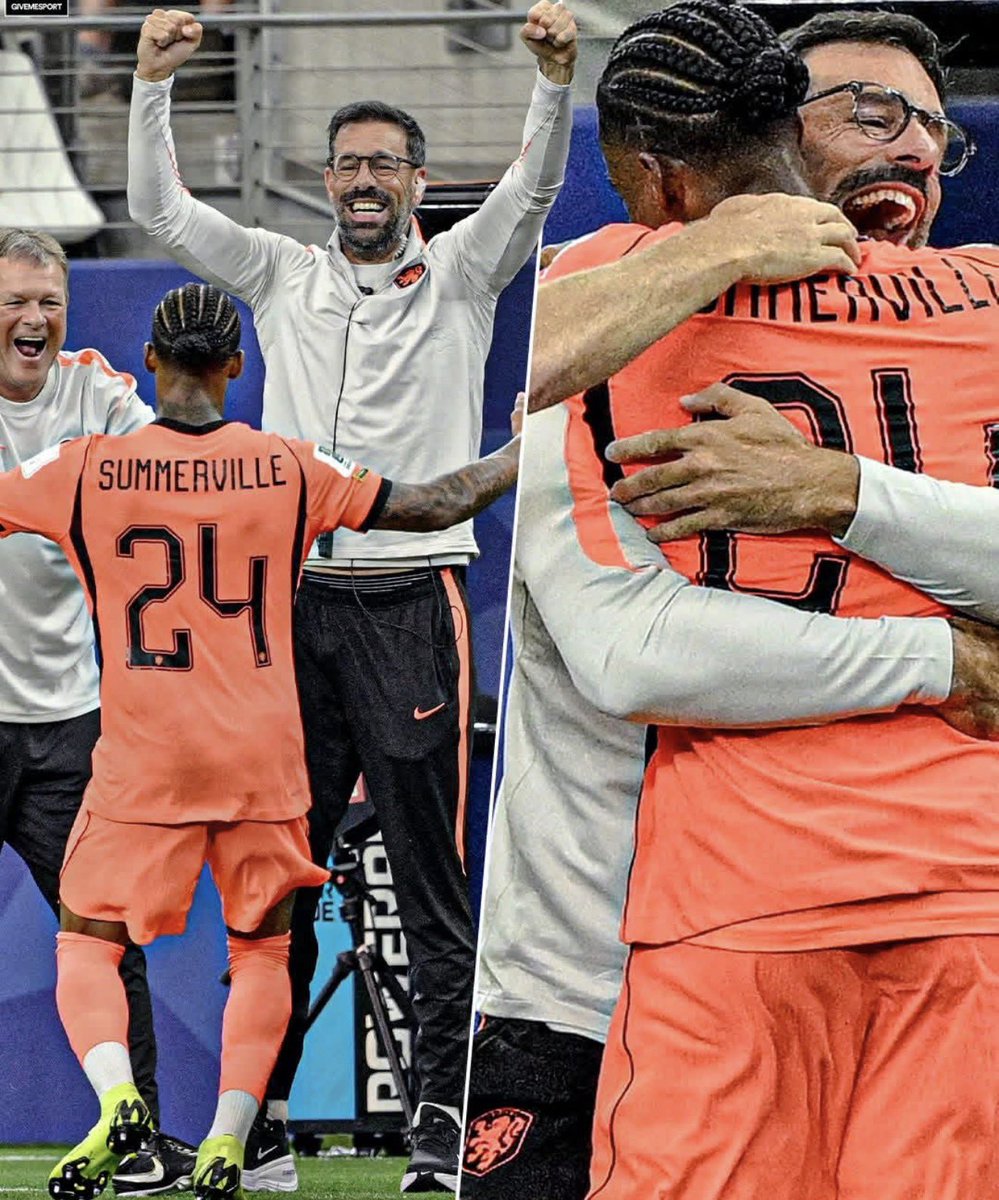 Utdtruthful's tweet photo. 🇳🇱🧠 Crysencio Summerville running straight to United legend Ruud van Nistelrooy after he scored ❤️ https://t.co/APckSLWHQu