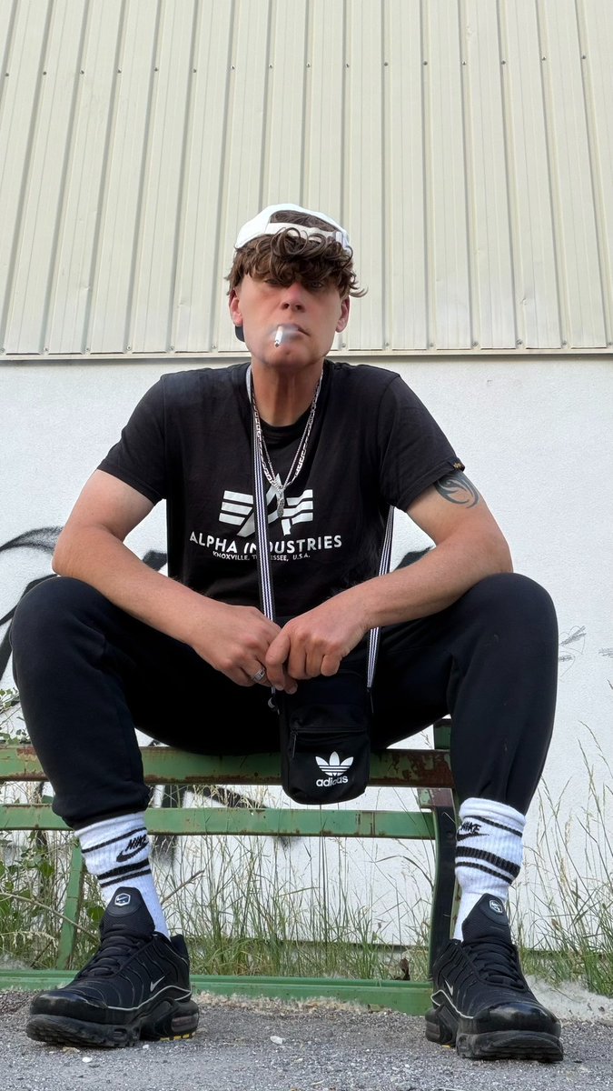 prollmaster1's tweet photo. Looking at your hot ProllMaster makes you weak. I am waiting subs
https://t.co/yMC2dVQdFz https://t.co/mEu85vZdGn