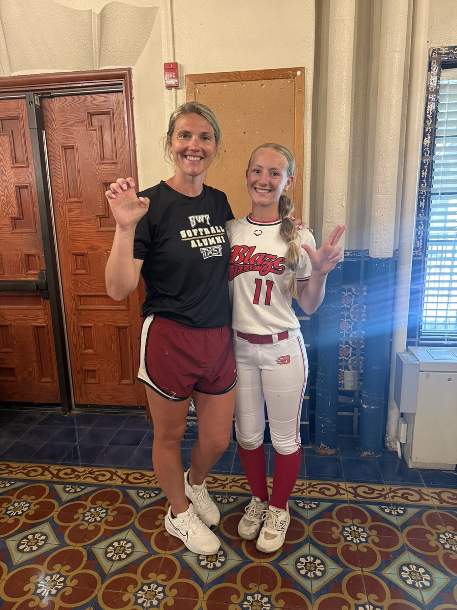 piperk_slaps's tweet photo. Thank you @TXStateSoftball for an amazing elite summer camp!  I had a great time!
@blaze_atx_2029 @BlazeFastpitch https://t.co/muoEFOr8a8