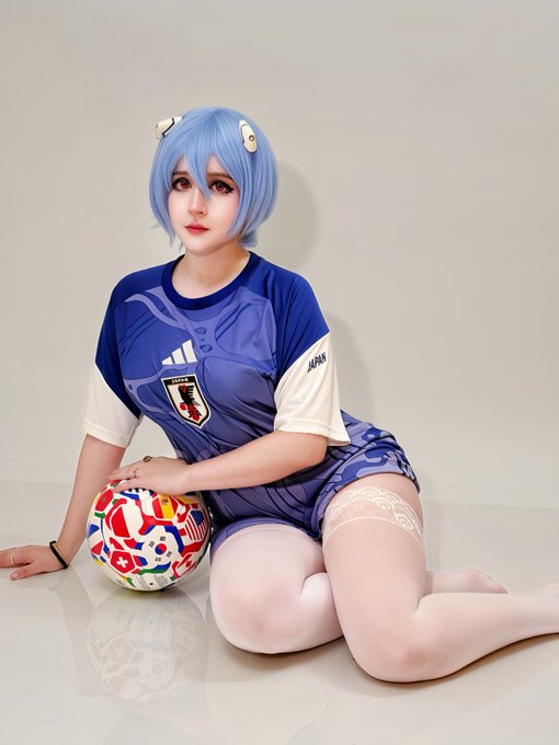 San Chan - 1 pic. Últimamente eh estado jugando con la edición de los fondos de mis fotos, este me gustó muchísimo, que opinan? https://t.co/BSW2c0z9zi