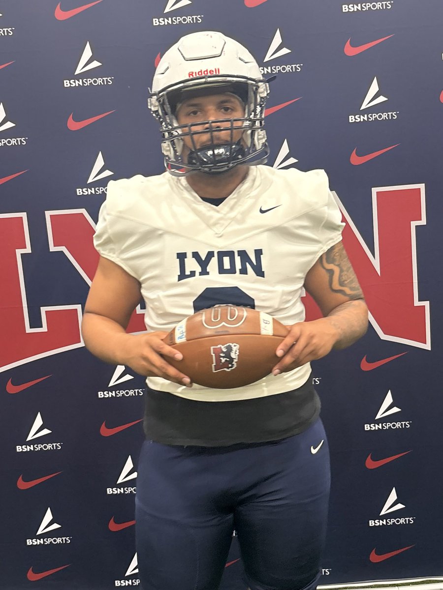 jeremiahG3_'s tweet photo. After a great team camp at Jonesboro and great talk with @LyonHBC and @CoachPaider I’m blessed to receive a  offer from lyon college 🖤⚡️ 

@zclark730 @searcyfb @masonguthrie @CoachAshSearcy @PrepRedzoneAR https://t.co/4Og73smJfJ