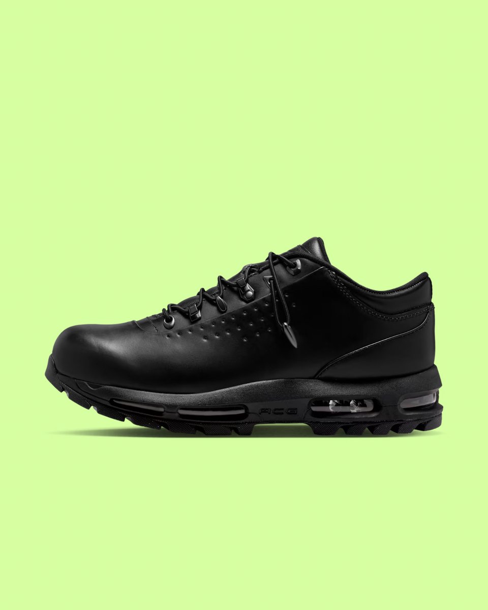 nikestore tweet picture