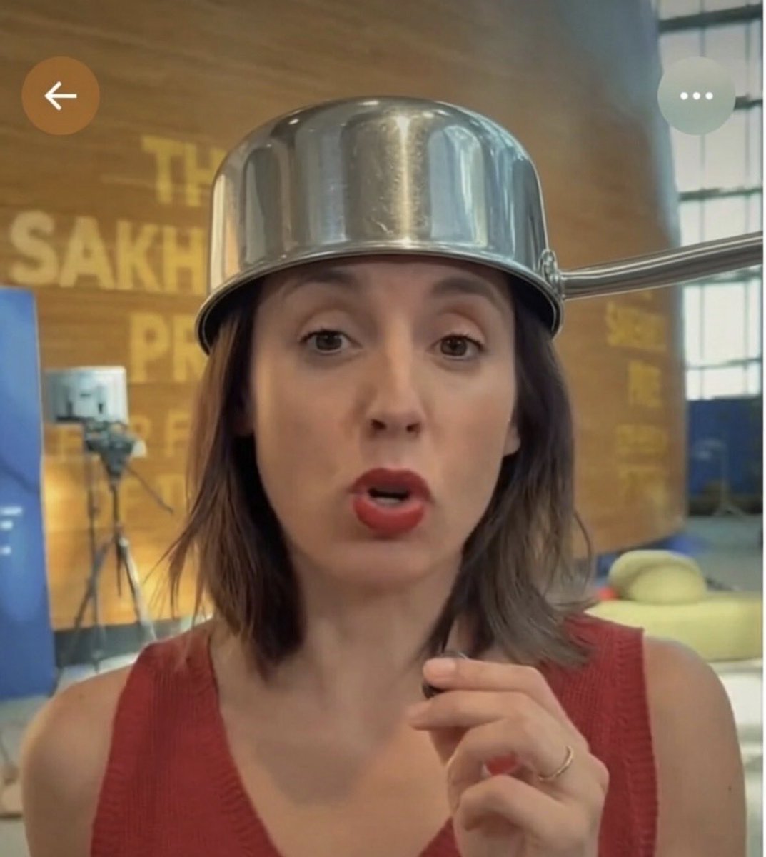 Saberdehis71741's tweet photo. @IreneMontero La hija de puta denuncia la falta de defensa legal en las devoluciones en caliente y le suda el coño la llegada ILEGAL “de los que viene a ganarse la vida”

Zurda, 
Hipócrita,
Sectaria, https://t.co/0dHDvDC046