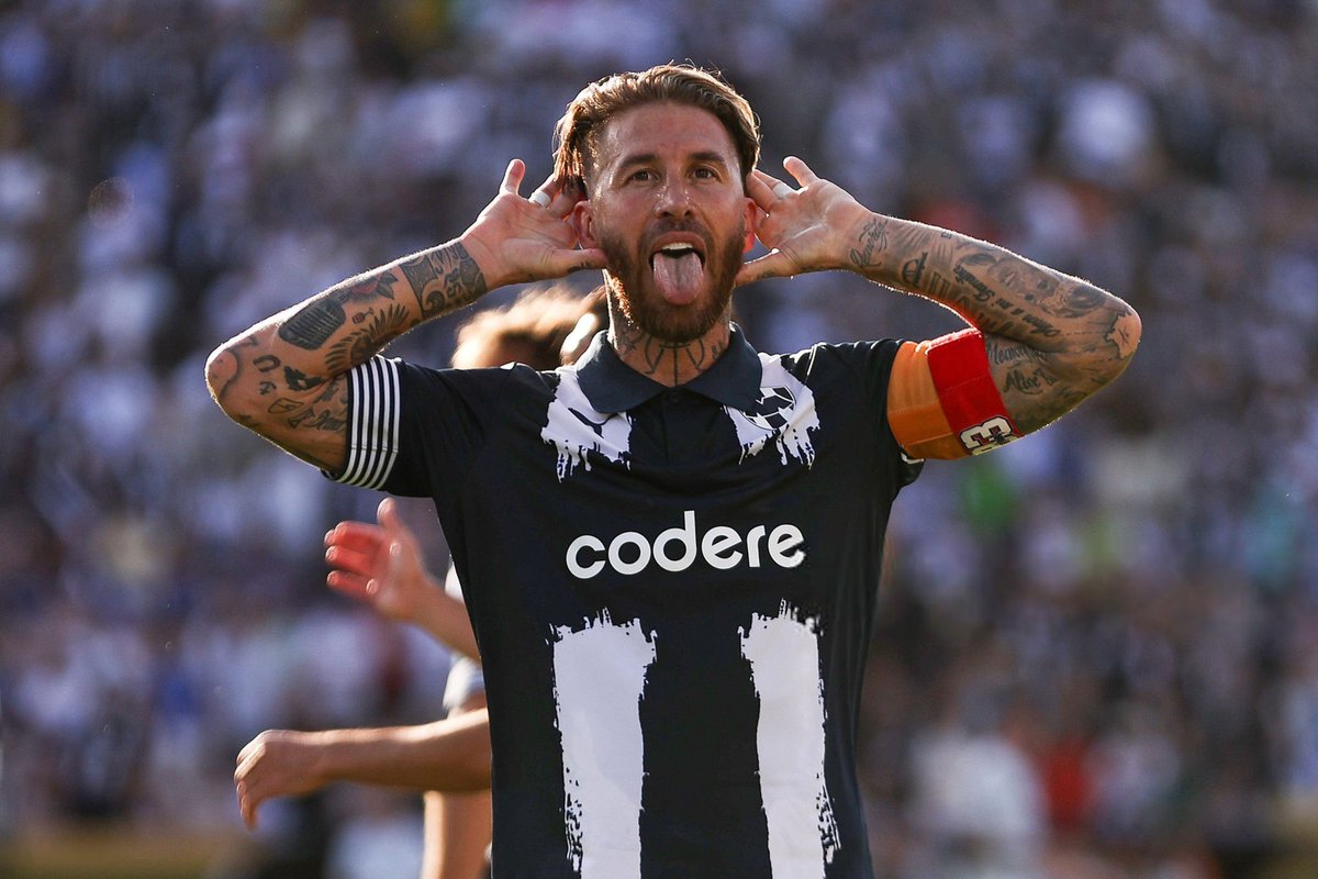 ramos_world's tweet photo. في مثل هذا اليوم قبل سنة 

- الاسطورة سيرخيو راموس يسجل امام انتر ميلان في كاس العالم للأندية ويصبح اكبر لاعب يسجل في تاريخ البطولة 🐐 https://t.co/07U1ekYpxF