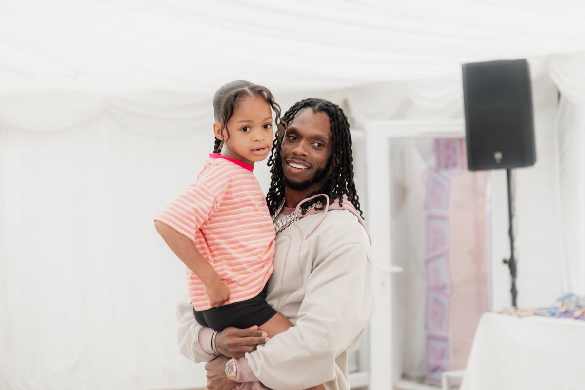 kreptplaydirty's tweet photo. Nala’s 6th birthday 💖💗 https://t.co/iV5NhvIekF