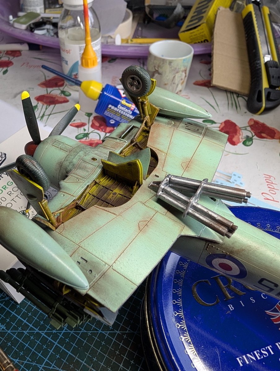 phantomtoll's tweet photo. #JFFLetterB I've made a "Base" for my models (B) My Sea fury took me so long,I thought I'd enter the base... 😊 *Happens to have the SF on it. Please forgive 🙏🏻 Thank you to the whole group especially @WeldBoy13 Made a headrest and gunsight as #Airfix didn't. Lovely kit though. https://t.co/fLAvYVUKeF