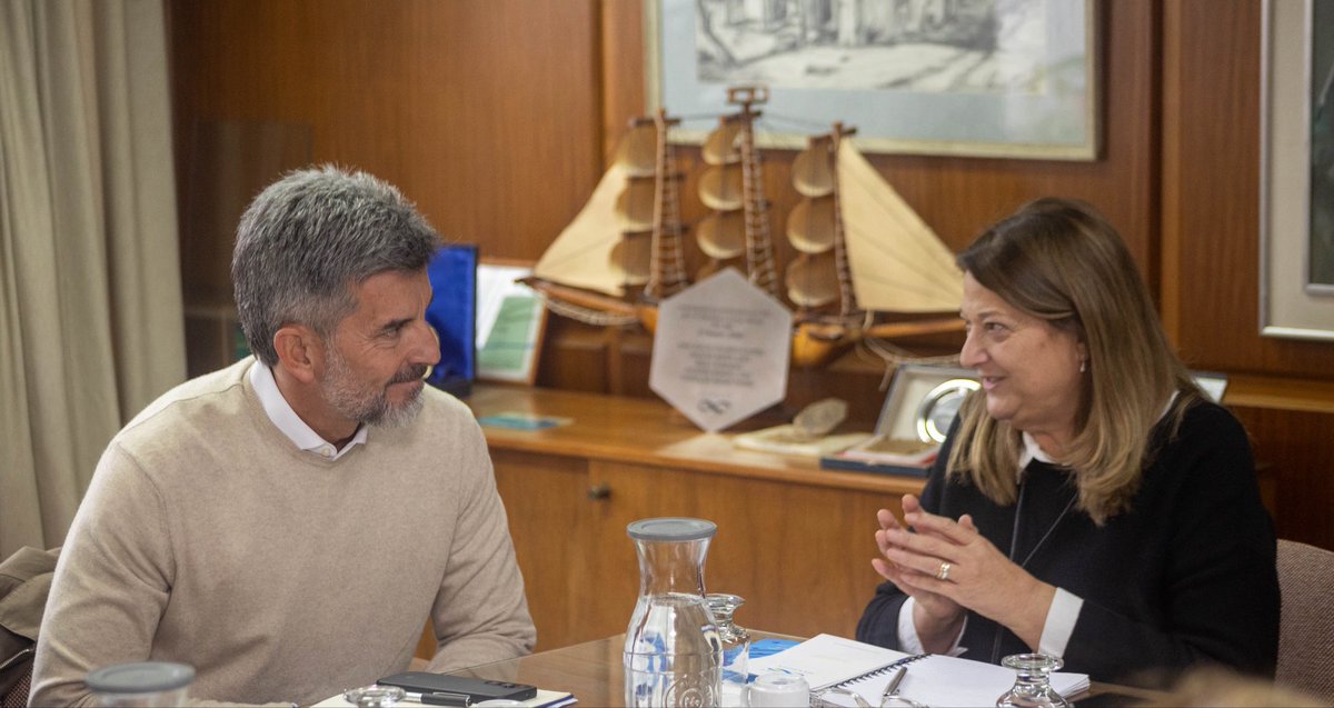 UlpianoSuarez's tweet photo. Fue un placer visitar @CONICETMendoza  y compartir una productiva reunión con su Consejo Directivo. 

Agradezco especialmente su compromiso y la excelente articulación que han mantenido con el municipio, siempre trabajando en positivo y con una visión de futuro.

Mendoza enfrenta un gran desafío: crecer de manera planificada, ordenada y sostenible, poniendo a las personas en el centro de cada decisión. 

En ese sentido, reafirmé mi compromiso de trabajar de forma colaborativa para construir una hoja de ruta clara, con la ciencia y el conocimiento como uno de los pilares fundamentales.