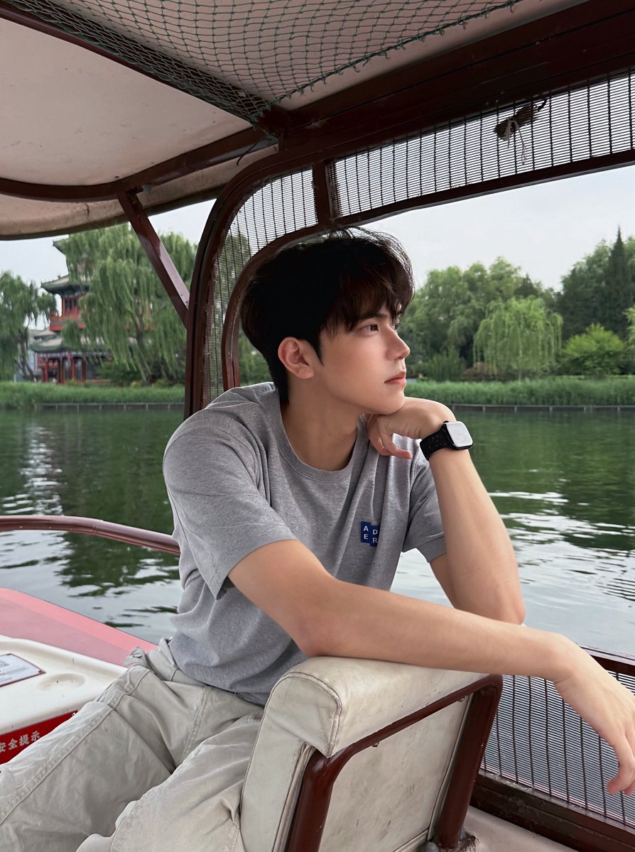 ihatethinkingid's tweet photo. 什刹海！你根本不是海！ https://t.co/hlcBjtiiOj