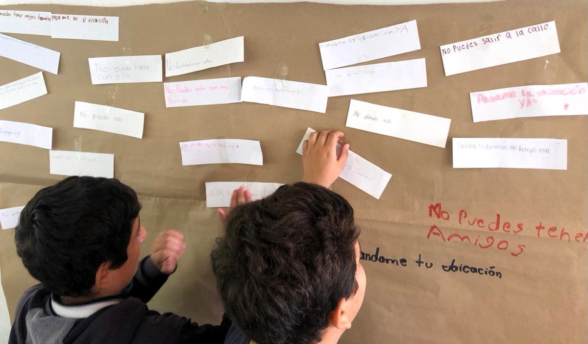 RedCJMJalisco's tweet photo. La prevención de las violencias comienza con la educación.

Como parte del programa #TejiendoRedesPorLaIgualdad, el #CJMGuadalajara visitó la Escuela Secundaria Mixta No. 13 “Francisco Márquez”

Seguimos fortaleciendo herramientas para construir vínculos basados en el respeto. https://t.co/9UdIYfoLF1