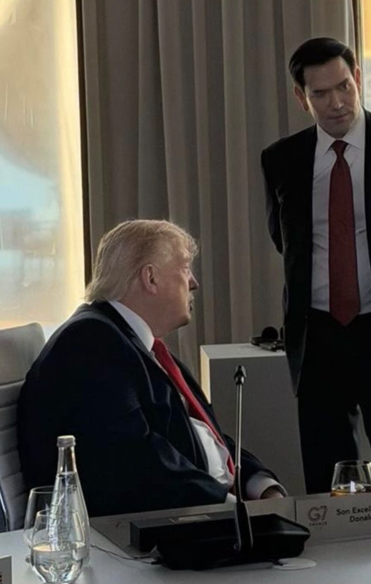 keithedwards's tweet photo. Trump is built like a Batman villain https://t.co/KJnQw00w1Z