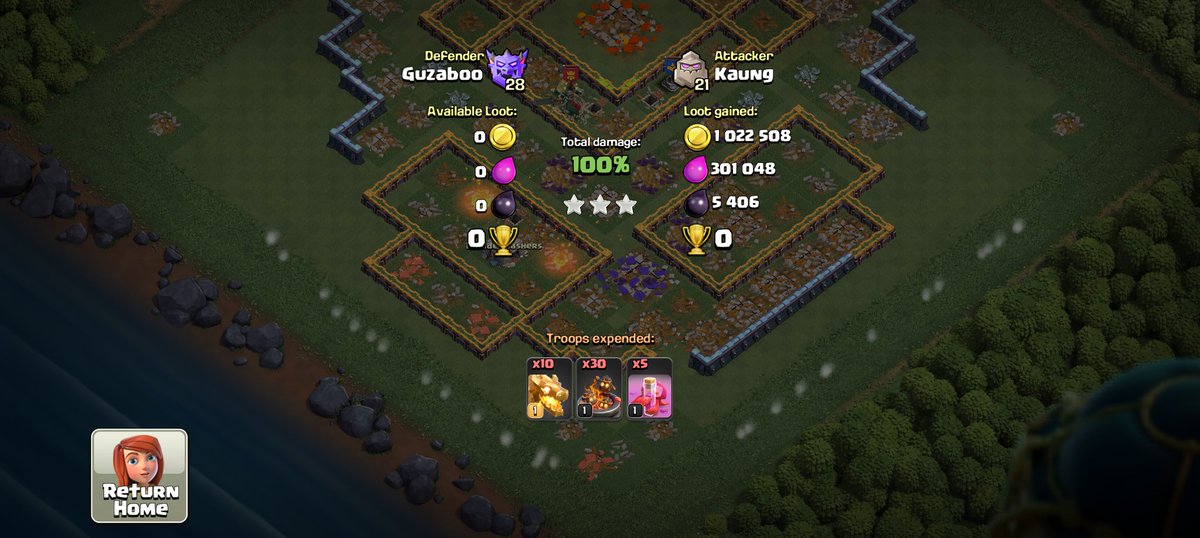 GuzabooRL's tweet photo. @ClashofClans How did I just get attacked with mass Golden Dragons and Furnaces?? 😵 https://t.co/coxqBp8v45