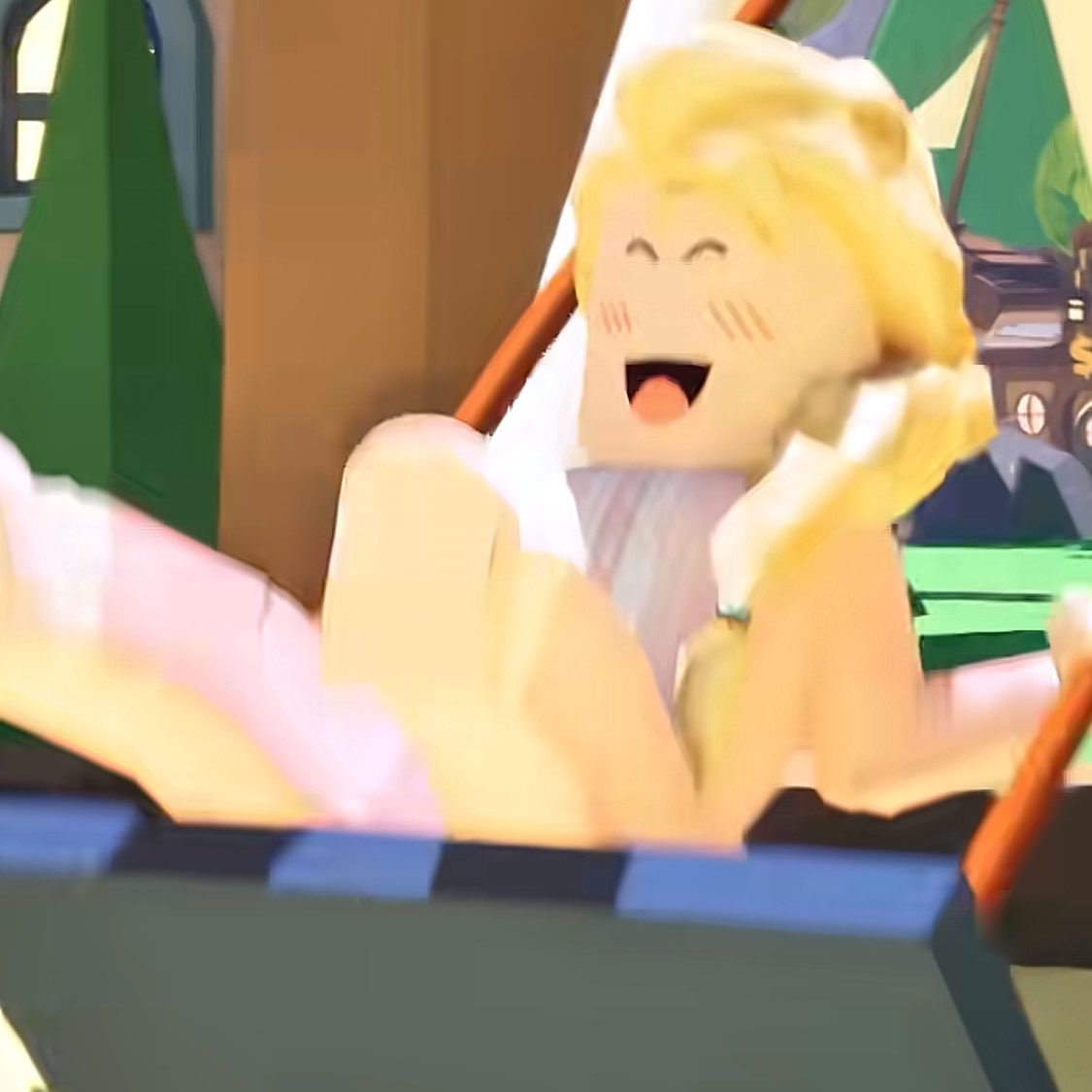 admcblog's tweet photo. 🚨 Anna looks fucking ugly in new Roblox ad. #AdoptMe https://t.co/UMcT1pOrnx