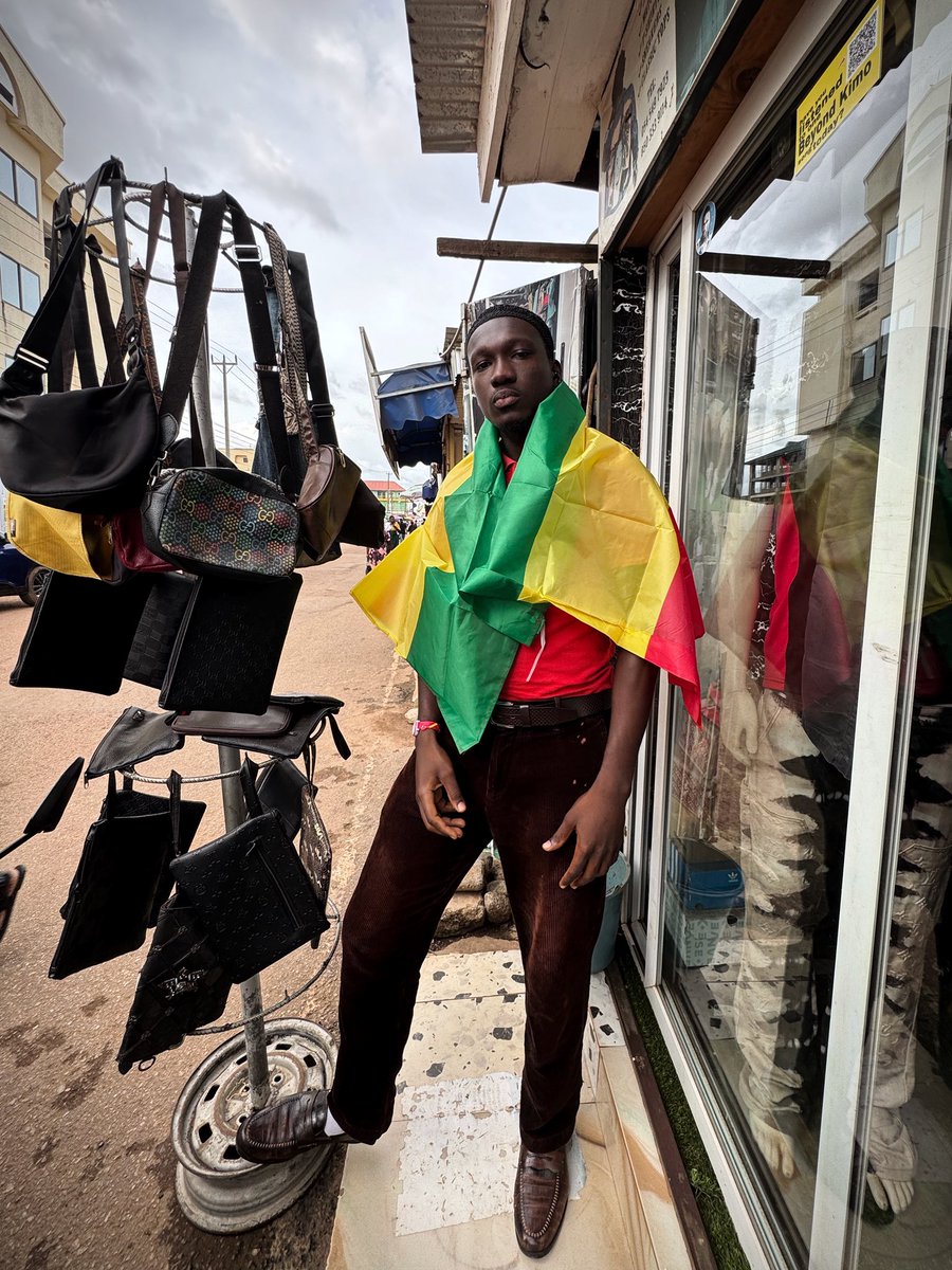 BeyondKimo's tweet photo. SEATED 🇬🇭 https://t.co/LlThpNFbGn