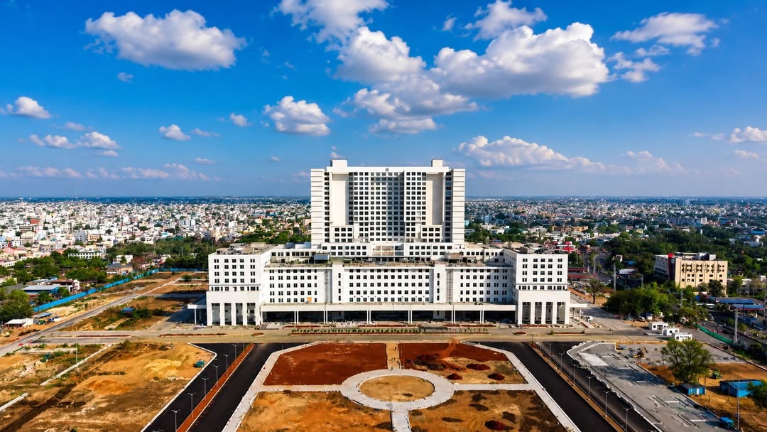 yprnlg's tweet photo. #HealthCity #Warangal  ⛩️🏢
#Warangal #Telangana
#KCR https://t.co/dgK1a6Pl4W