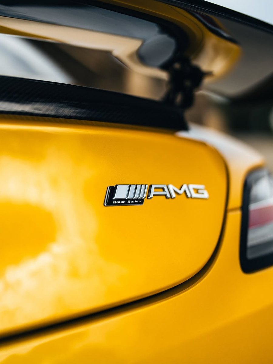 ZyroCar's tweet photo. Mercedes-Benz SLS AMG Black Series https://t.co/1tnPyXkmth