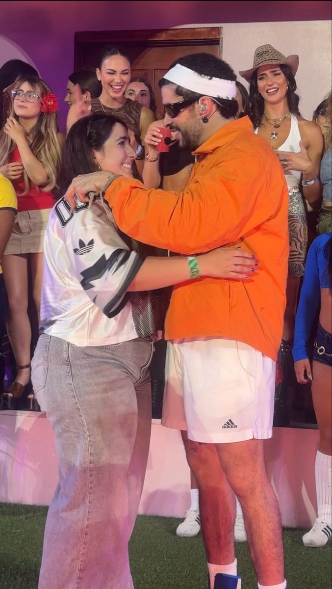 rosky23's tweet photo. quien diga que Benito y yo no estábamos conectados de alguna manera no sabe de lo que habla 🐰💖 https://t.co/tQe1QOZV9t