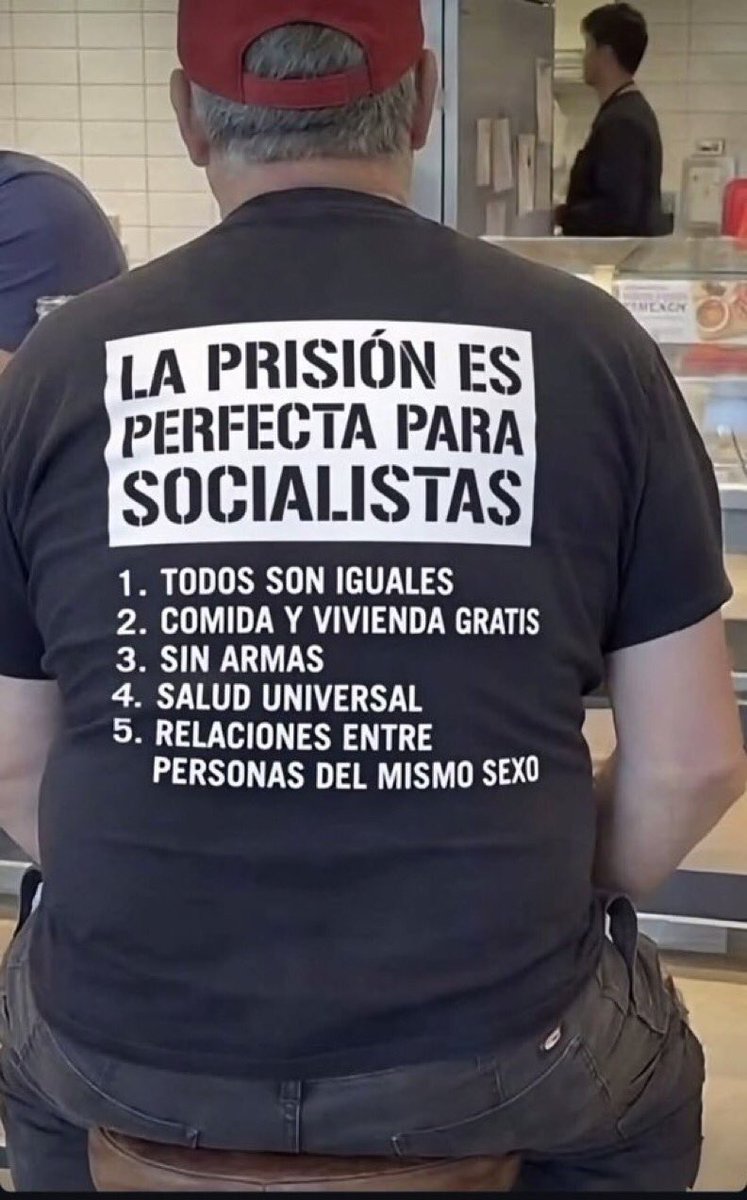 Outatime74's tweet photo. @PlazaPorta48891 La confianza hay que ganársela, otorgarla por ideologia da una muestra del nivel de fanatismo que mueve a mucha gente y no deberia ser asi https://t.co/jgQ2ZB9FPn
