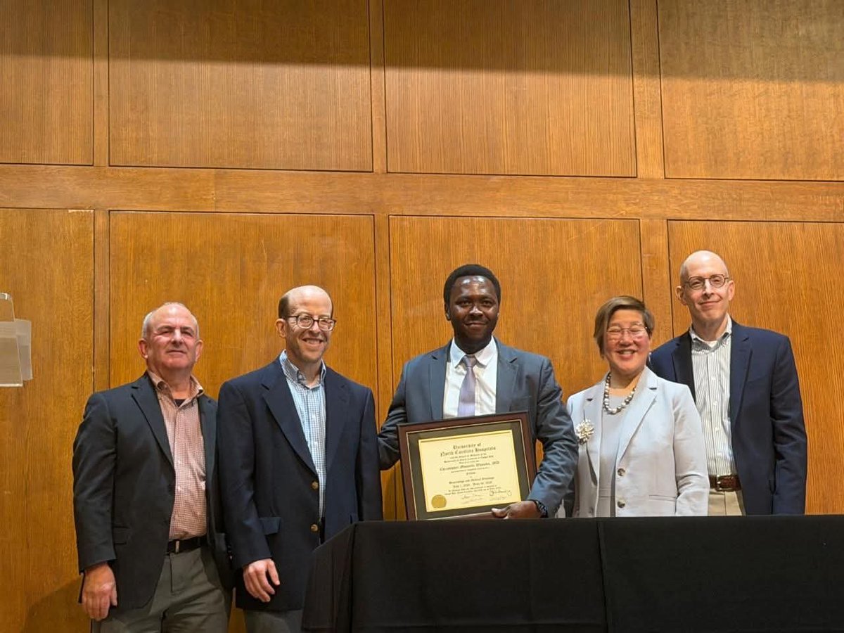 MiskellahMD's tweet photo. Congratulations to my best friend and brother Dr Chris Mwaniki Wanjiru  for completing his fellowship in Hematology and Oncology at the University of North Carolina!!Brother to say that am proud of you is an understatement. 
Now let as save the world as we also make money.
Rudi nyumbani tujenge taifa letu tunalolipenda.
(ama mimi pia nikasome USMLE niwaache?)
Viva!!