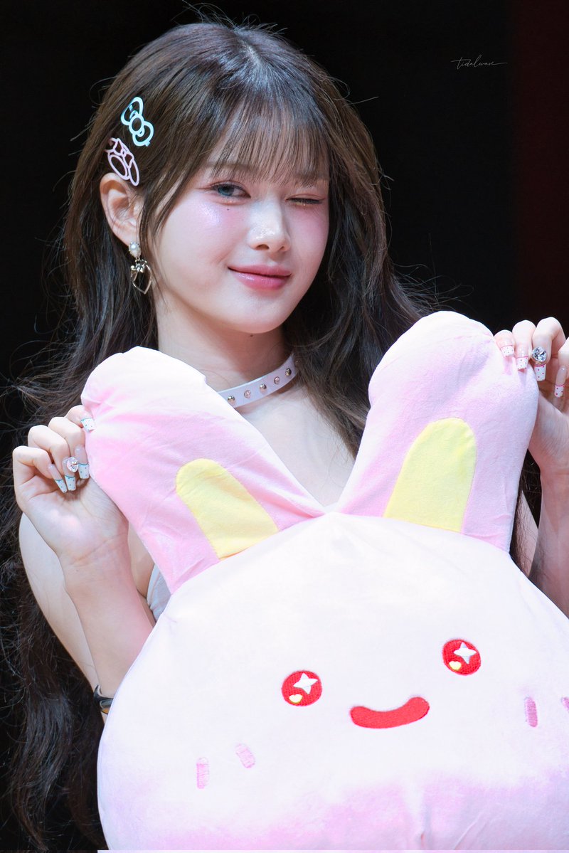 tdwjpeg's tweet photo. 260612 hellolive

ִֶָ𓂃 ࣪˖ ִֶָ🐇་༘࿐

#tripleS #Mayu 
#트리플에스 #トリプルS #마유 https://t.co/EfJfg2288s