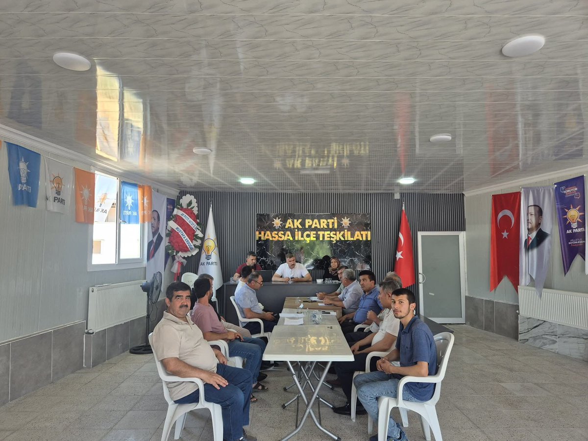 MehmetB51392955's tweet photo. Daima sahada, herdaim halkımızla iç içe, Milletimizin emrindeyiz. https://t.co/Lj02Hvau1m
