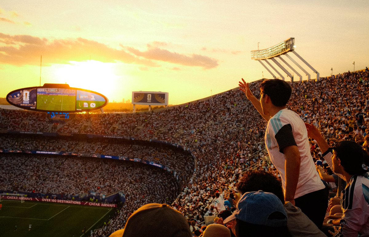 jd_groh's tweet photo. The beautiful game at Argentina vs Algeria 📸

First ever World Cup game couldn’t have went better 😭🇦🇷🐐 https://t.co/cJaSTSnye1