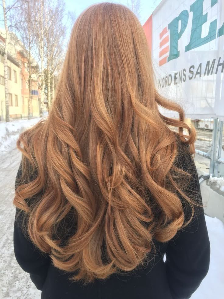 datelynch's tweet photo. exatamente como eu imaginei o cabelo da rune winters https://t.co/kLVXQNntZN