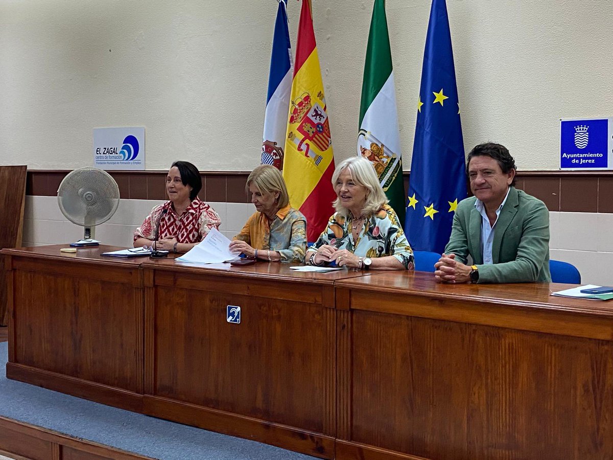 dsanchezroman's tweet photo. Hoy finaliza un nuevo Proyecto de Empleo en Jerez y mañana comienza el cuarto consecutivo.

Formación, oportunidades y futuro para quienes buscan dar un paso adelante. Gracias al @ciudadjerez y a todo su equipo por la colaboración. Seguimos. 💪

@EmpleoJunta @CadizJunta https://t.co/TgliflUFER