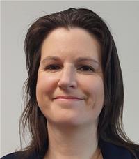 CivilDefenceUK1's tweet photo. Donna Edmunds, I have just started on your company accounts with a very well known Barrister on Youtube. We shall get back to you VERY soon. You attacked Rupert Lowe, you attack one, you attack us all. Stand By sweetie, your card has been marked. https://t.co/l7LZQaEuuj