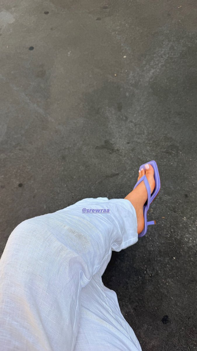 srewra's tweet photo. en violet incroyable https://t.co/4qS4O91XgR