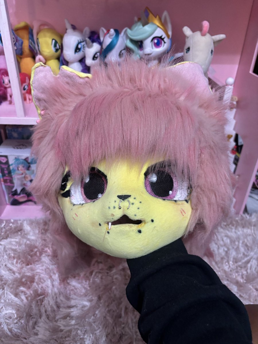 222Vampkitty's tweet photo. Cupcake is so cute #furry #Fursuits🐾#cupcakes https://t.co/2vrgc3nO3r