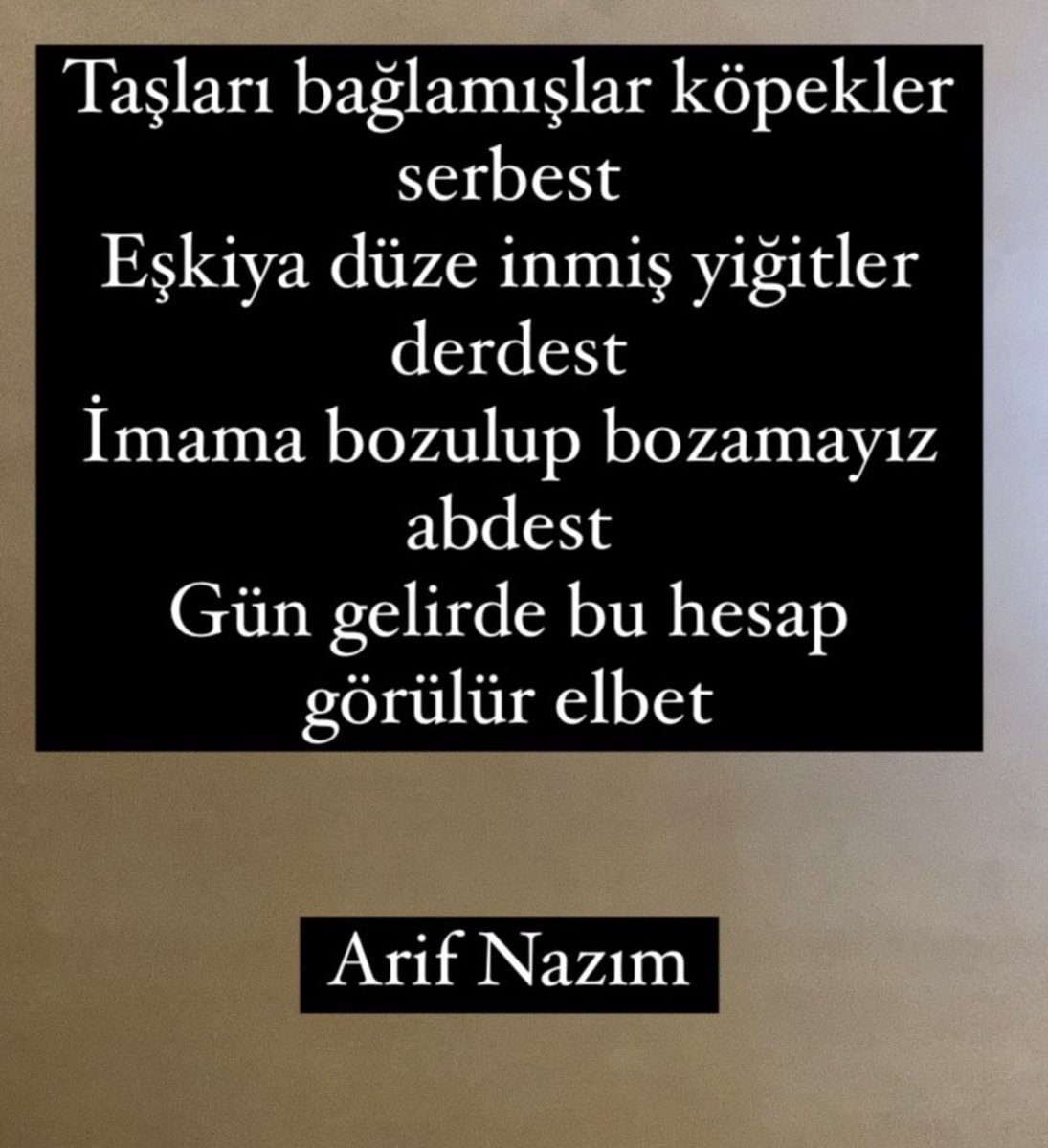 evyapimierkekk's tweet photo. https://t.co/phpmBU2Uip