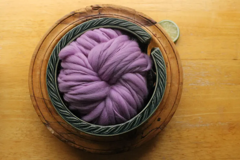 thefinelime's tweet photo. The prettiest lilac #merinowool, #handspun in my very textured, chunky, Petite Thick and Thin style. https://t.co/s6vBn00QlP via @Etsy https://t.co/v6zIAlFUDX