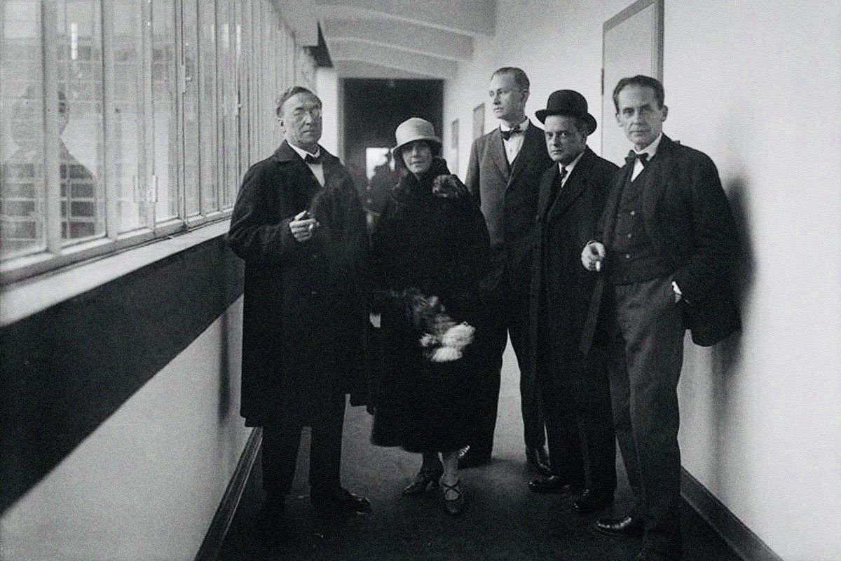 BauhausMovement's tweet photo. Inauguration of the new #Bauhaus. Wassily Kandinsky, Nina Kandinsky, Georg Muche, Paul Klee, Walter Gropius, Germany, Dessau. Photo © Walter Obschonka, 1926. https://t.co/J2WEHQeb8T