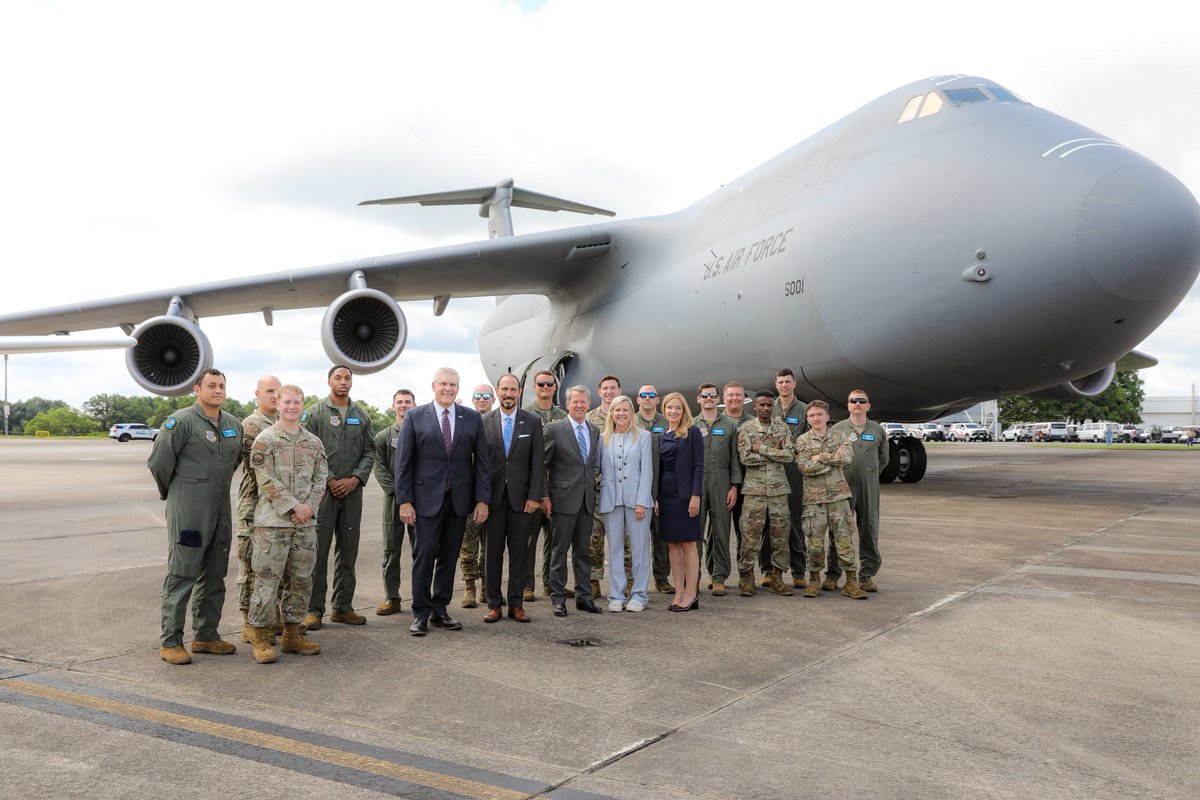 GovKemp's tweet photo. For 75 years, @LockheedMartin has helped strengthen our nation’s security and Georgia’s economy, most recently through the announcement of 1,200 new Marietta-based jobs. 

Congratulations on this incredible milestone, we're looking forward to all of the advancements in the aerospace industry to come!